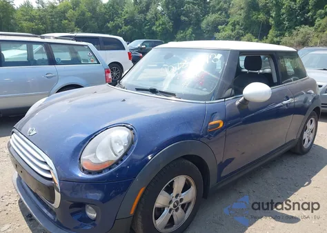 2015 Mini Hardtop Cooper из США, поврежденный, VIN WMWXM5C52F3A60702